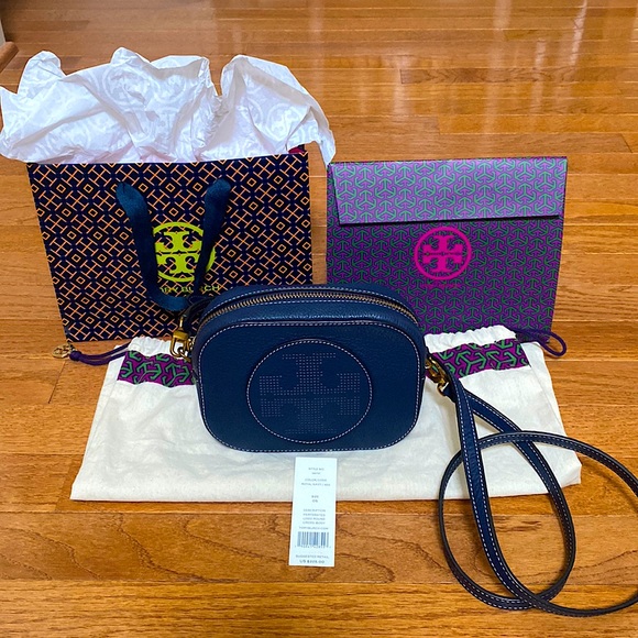 Tory Burch Handbags - EUC Tory Burch Royal Navy perforated Logo Crossbody Bag